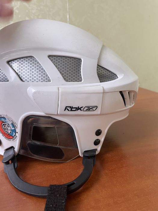 Детский хоккейный шлем reebok rdk s