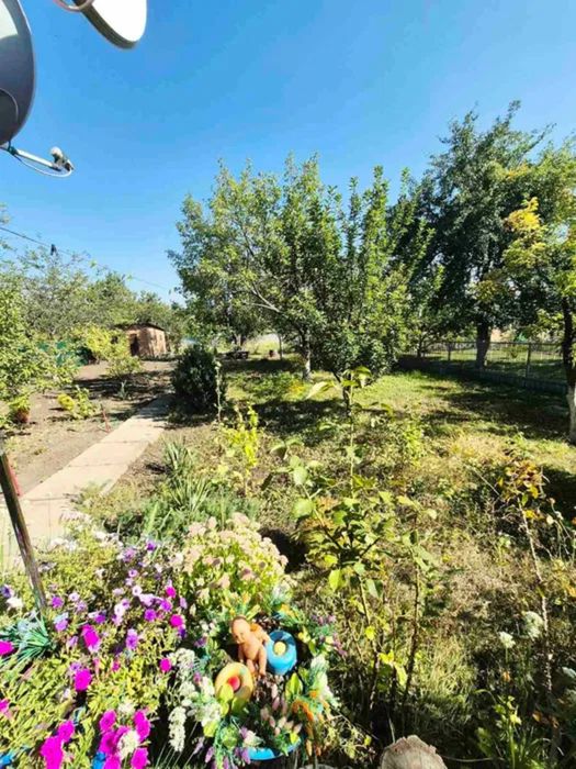 Продам добротну та облаштовану дачу в Кандаурово.