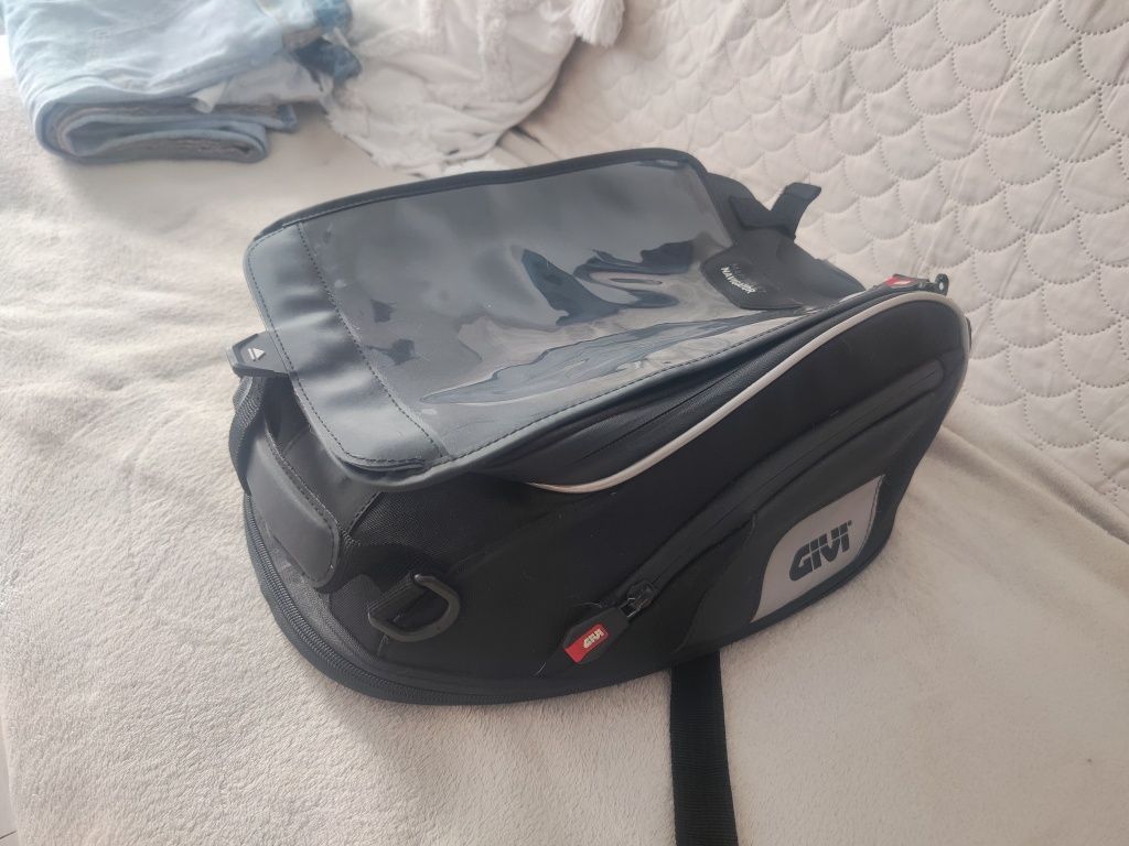 GIVI torba na bak zbiornik TANKBAG TANKLOCK 15LT
