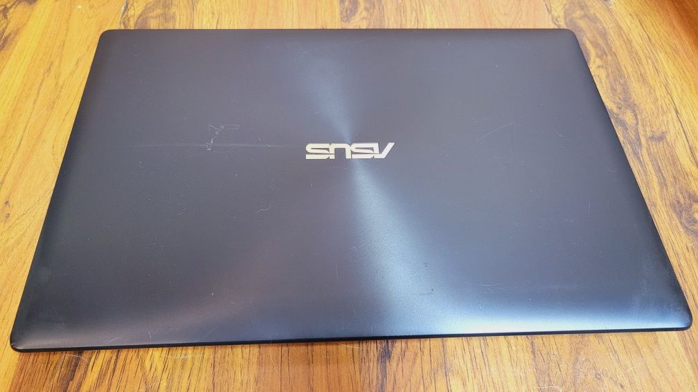 Asus 15.6 HD LED Intel N3540 4 ядра 2.66/8Ddr3/SSD256GB/Intel HD Graph