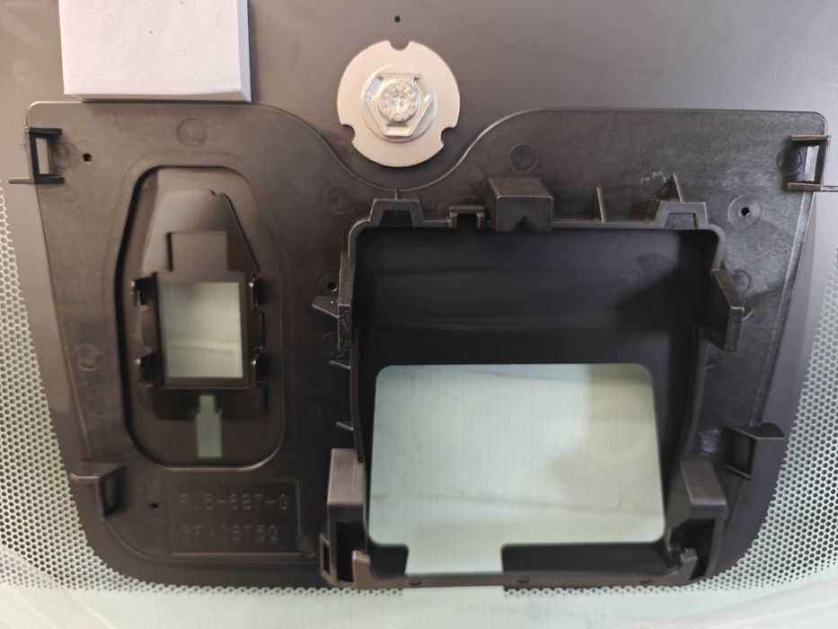 Szyba Mitsubishi Eclipse Cross 17- Kamera Ogrzewanie Sensor Transport