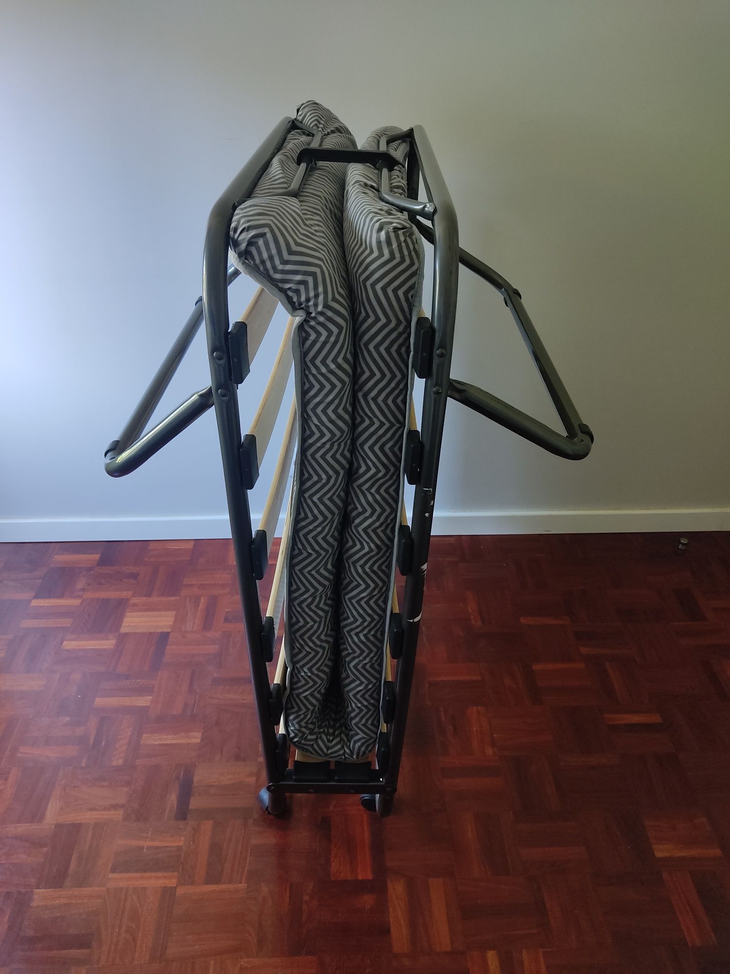 Cama de hóspedes JYSK