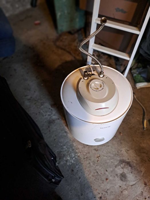 Elektryczny podgrzewacz wody Bojler ariston ipx3 80l