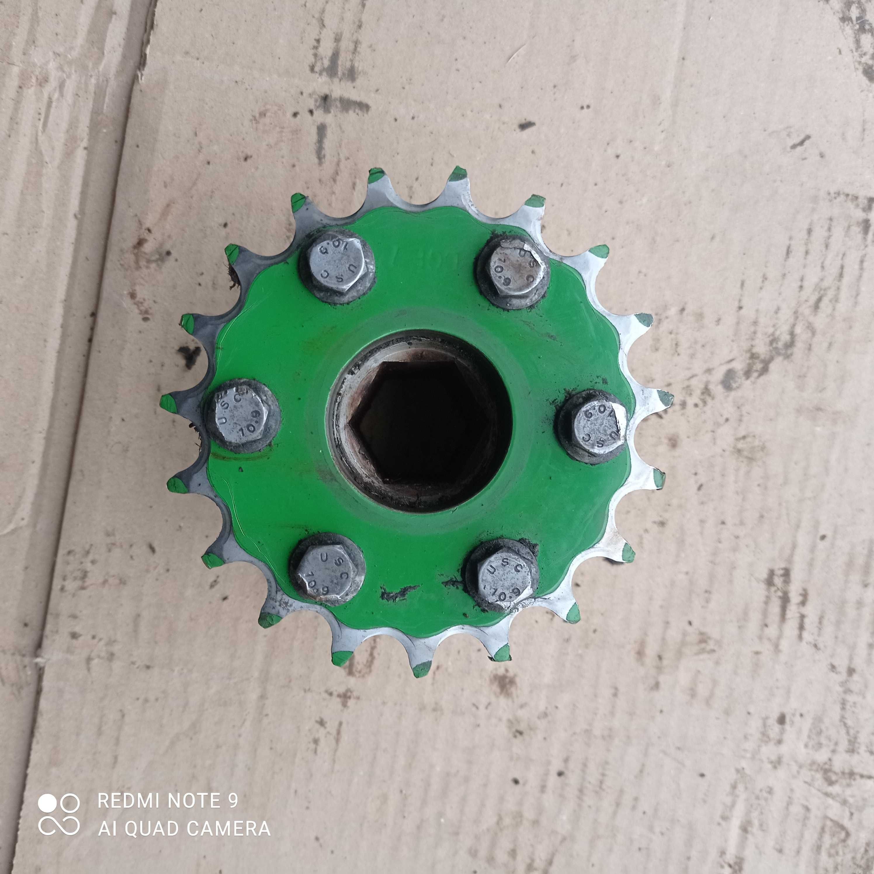 Prasa John Deere 592 koła zębate