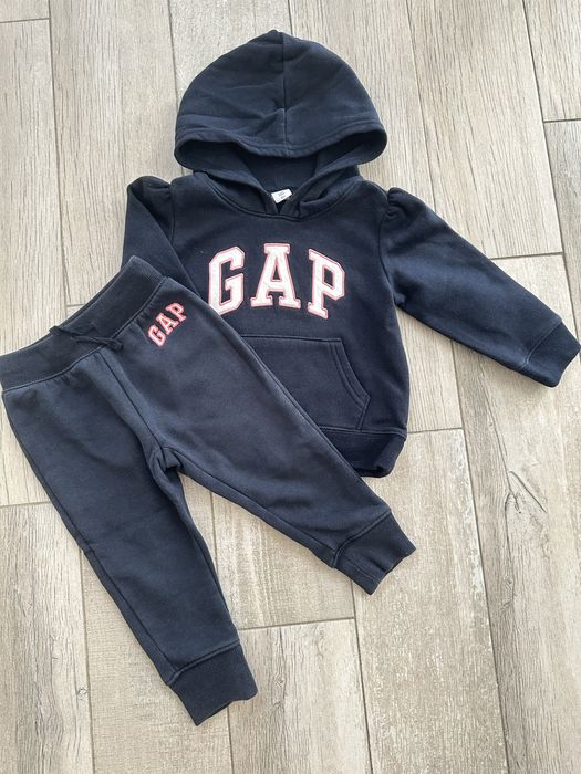 Костюм Gap 2 t