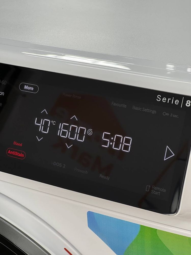 Пральна машина BOSCH Serie 8 WGB24400UA 9кг, 4D Wash System A+++