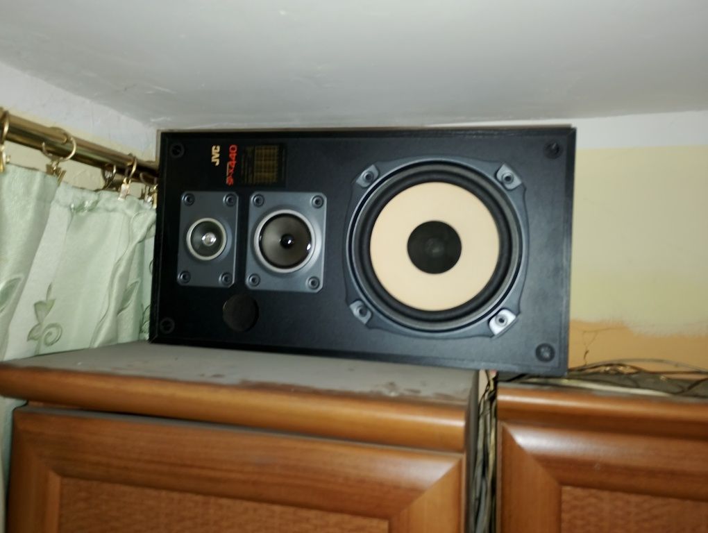 Sprzedam 2  kolumny jvc