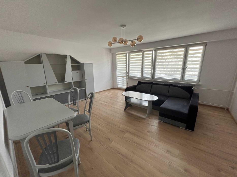 Wynajmę mieszkanie 3 pokoje i kuchnia, po generalnym remoncie