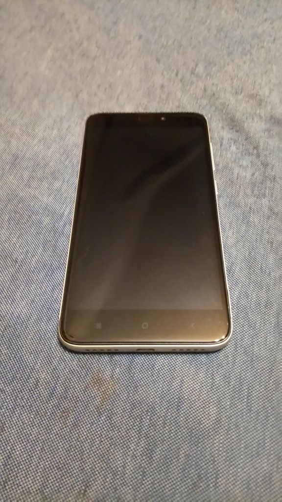 Xiaomi Redmi 4x б/у.