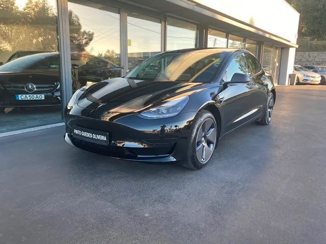 Tesla Model 3 RWD