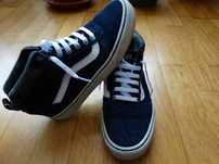 Tênis bota da marca Vans