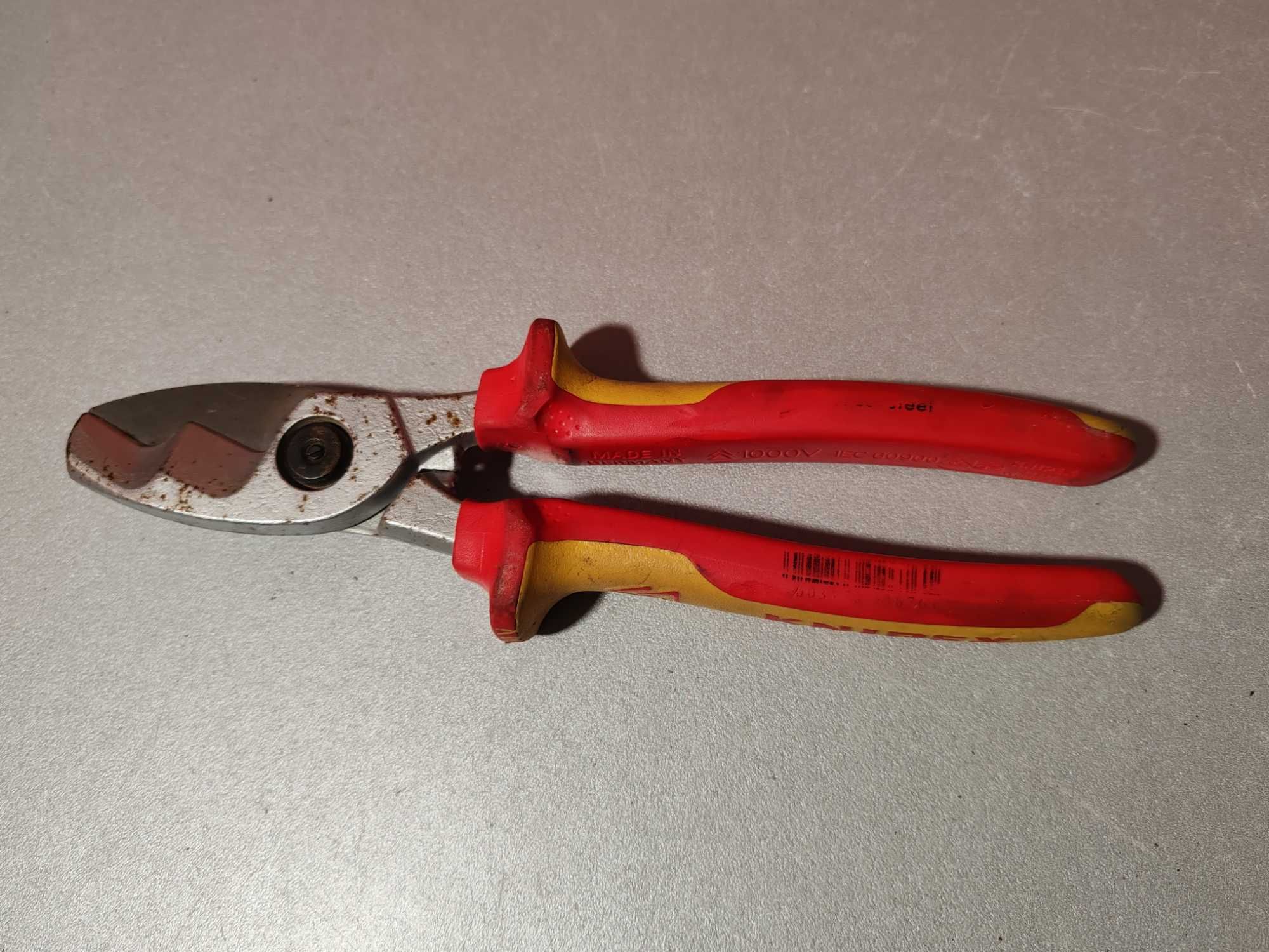 Knipex Nożyce do Kabli z Podwójnym Ostrzem 200 mm