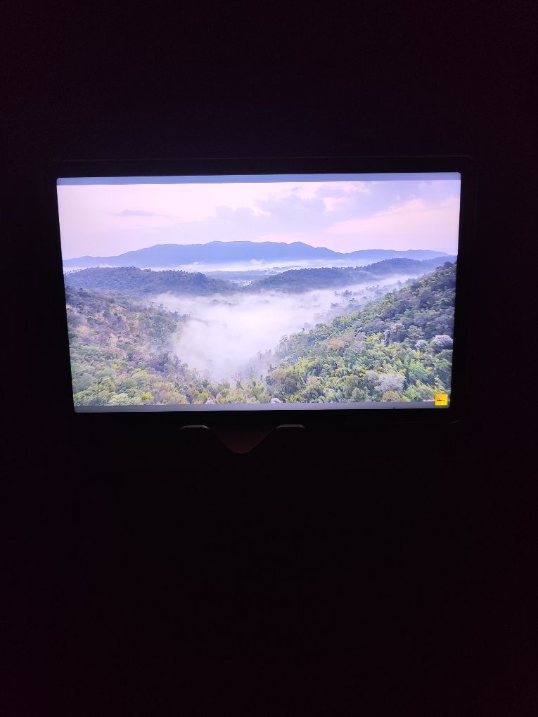 Vendo tab 11 da Lenovo esta em ótima qualidade.