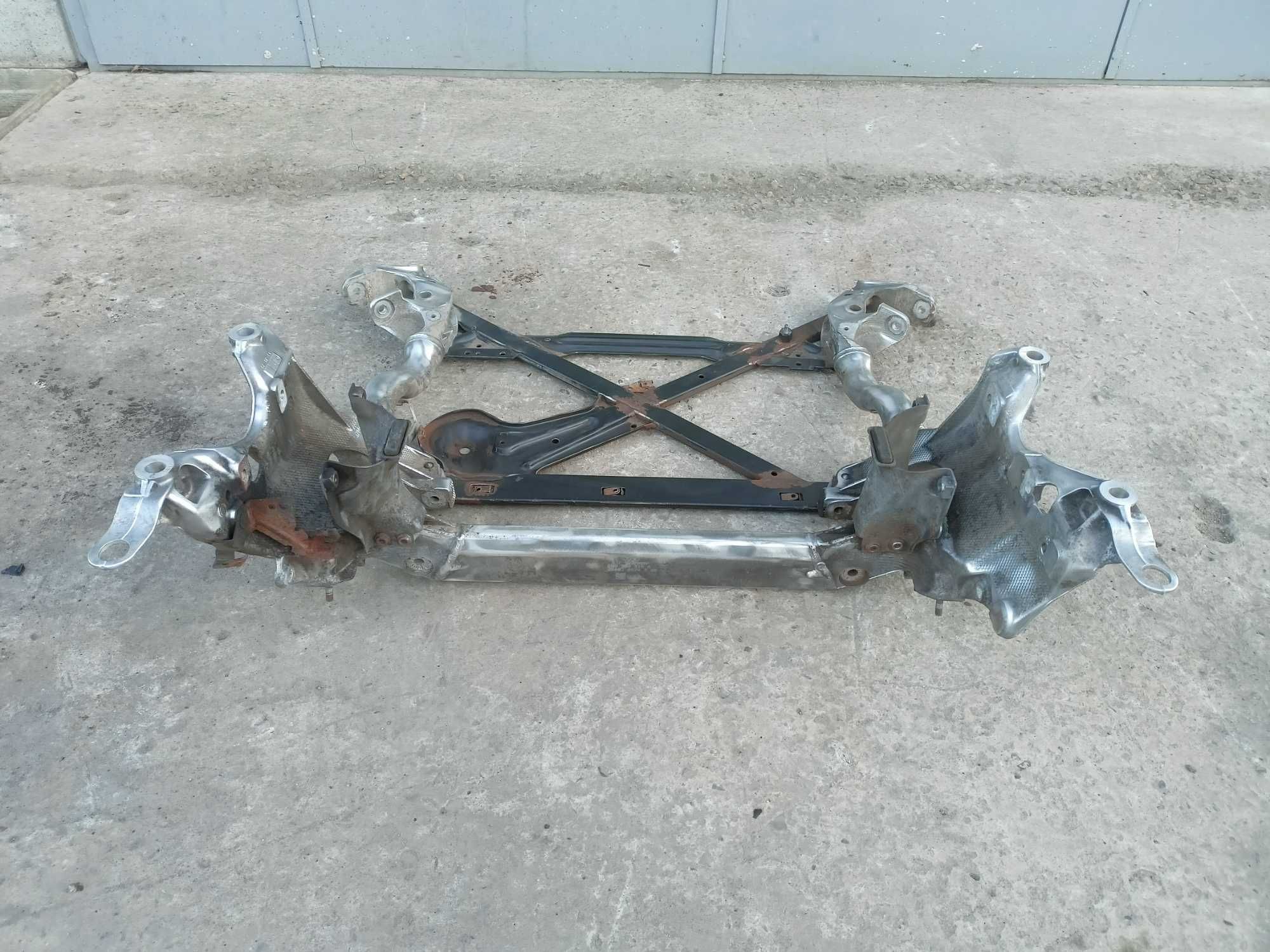 Подрамник передний Балка Audi Q5 08-12 Ауди Ку5 8R0399315G Підрамник