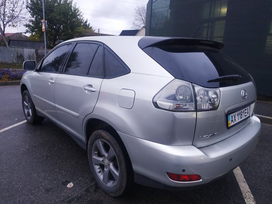 Продаю Lexus RX 300
