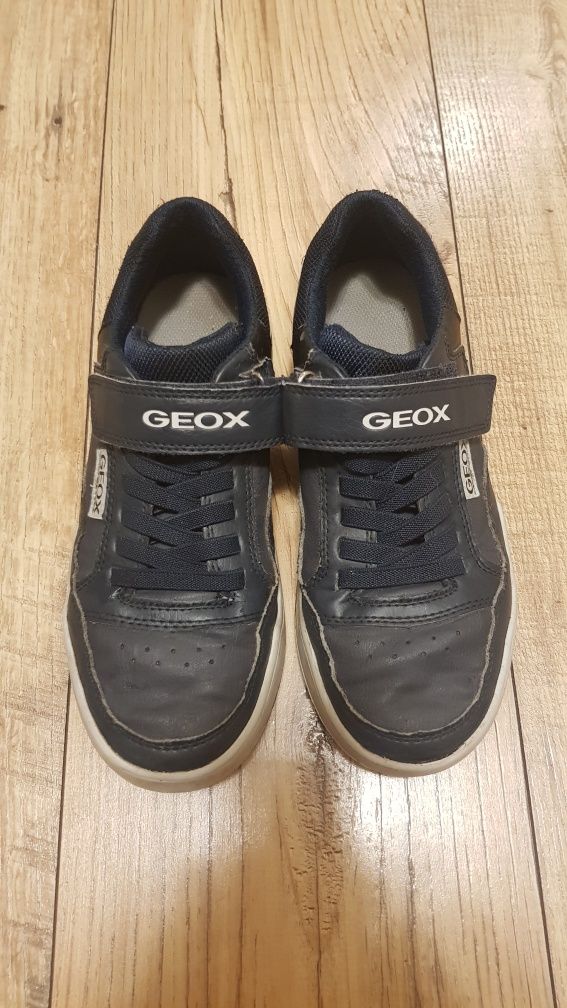 Buty dziecięce Geox rozmiar 35