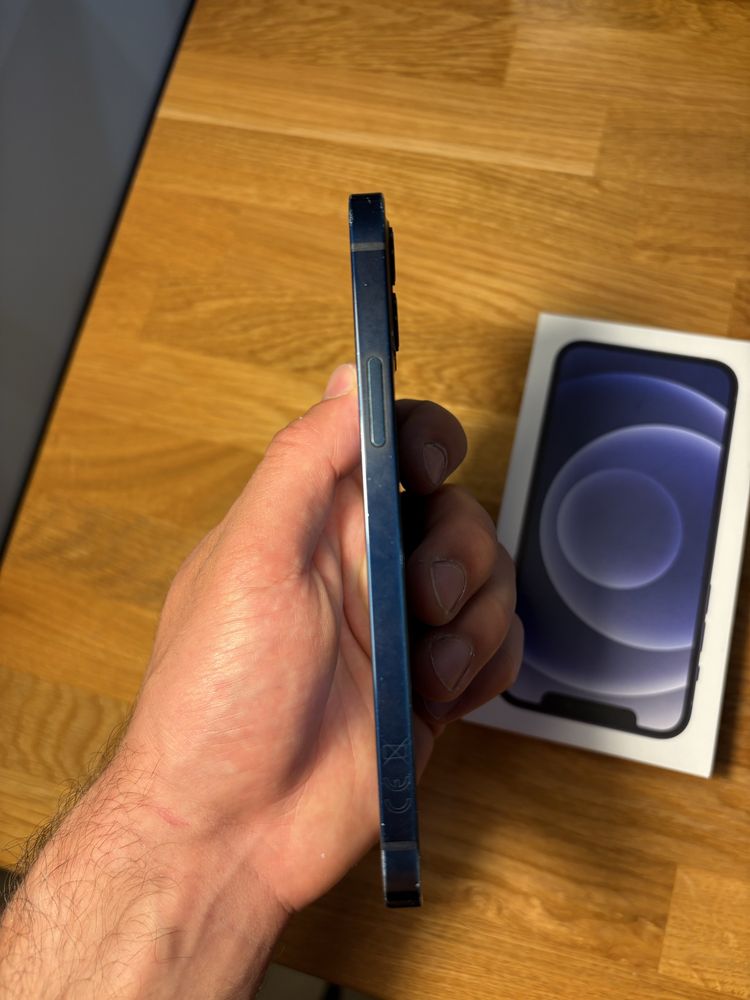 Iphone 12 ladny
