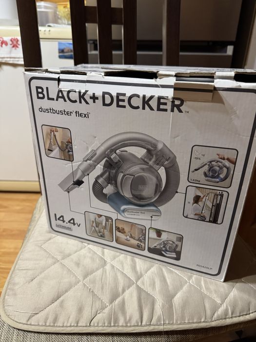 Продам аккумуляторный пылесос бренд Black Decker Black Decker