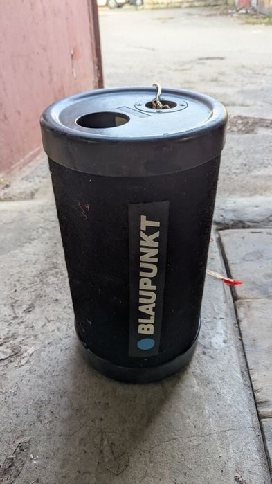 Сабвуфер Blaupunkt xlt 200