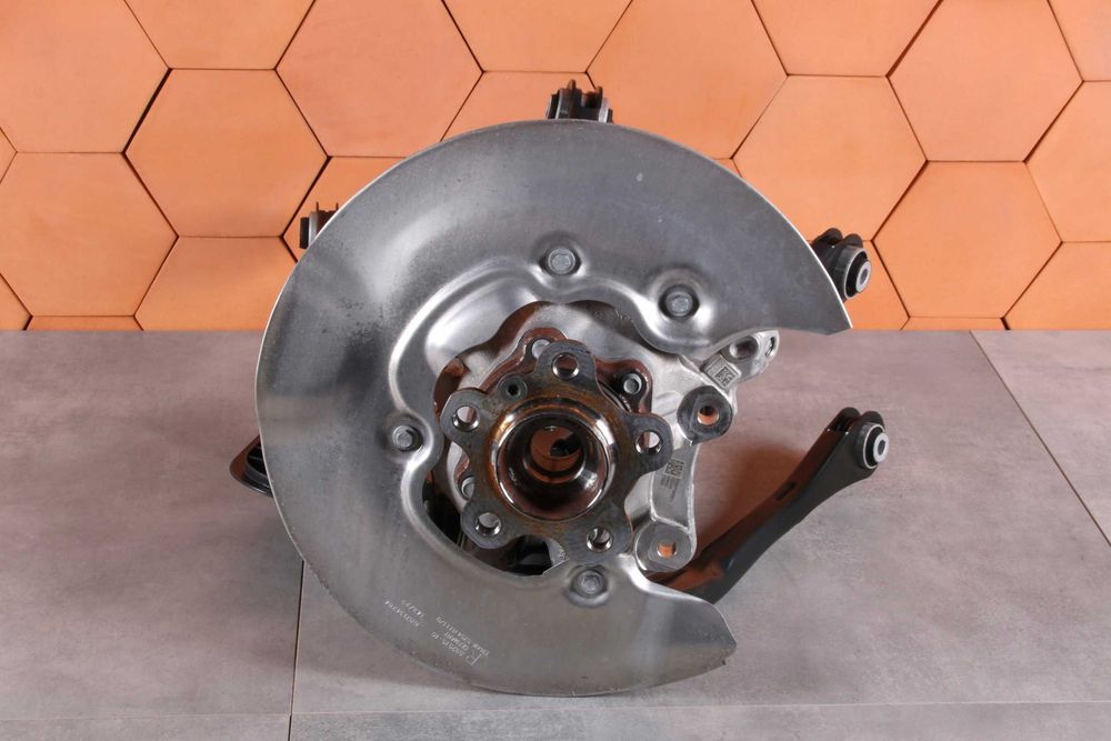 BMW 3 G20 G21 Цапфа підвіска задня ліва права