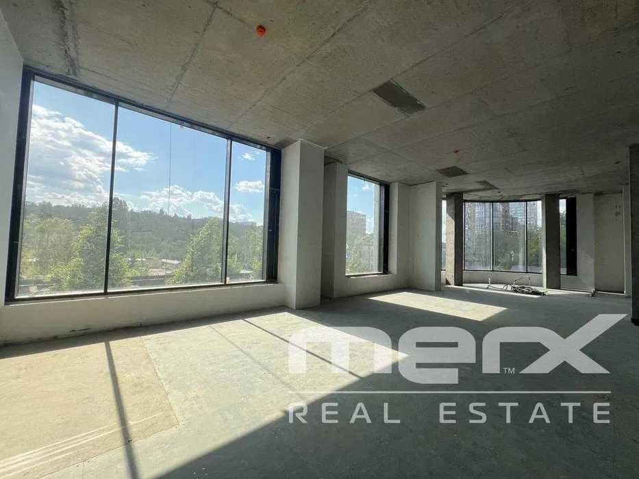 Комерційне приміщення 425 кв.м в ЖК Atlantic Residences