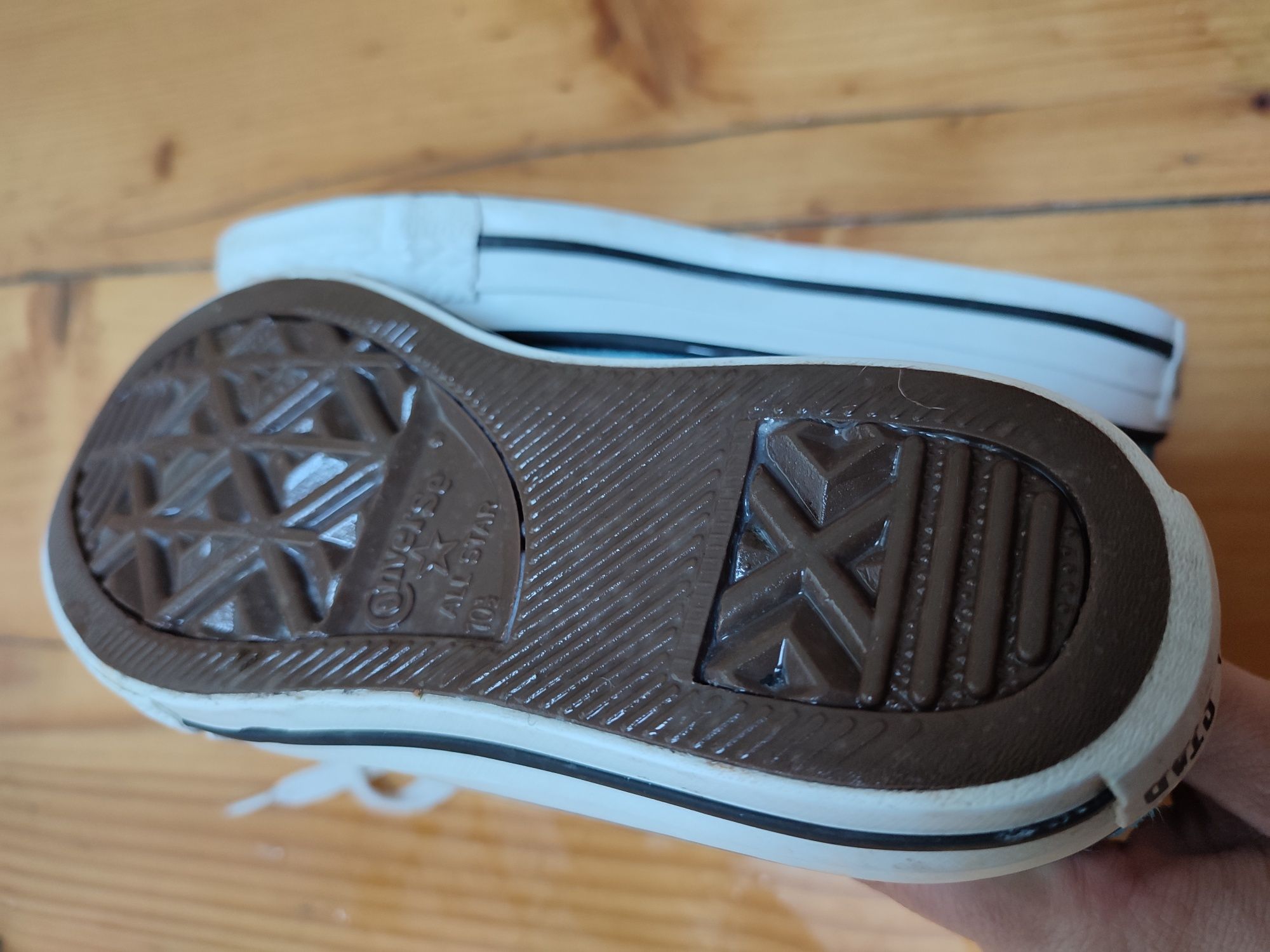 Оригінал Converse відмінний стан високі блакитні з рожевим на дівчинку