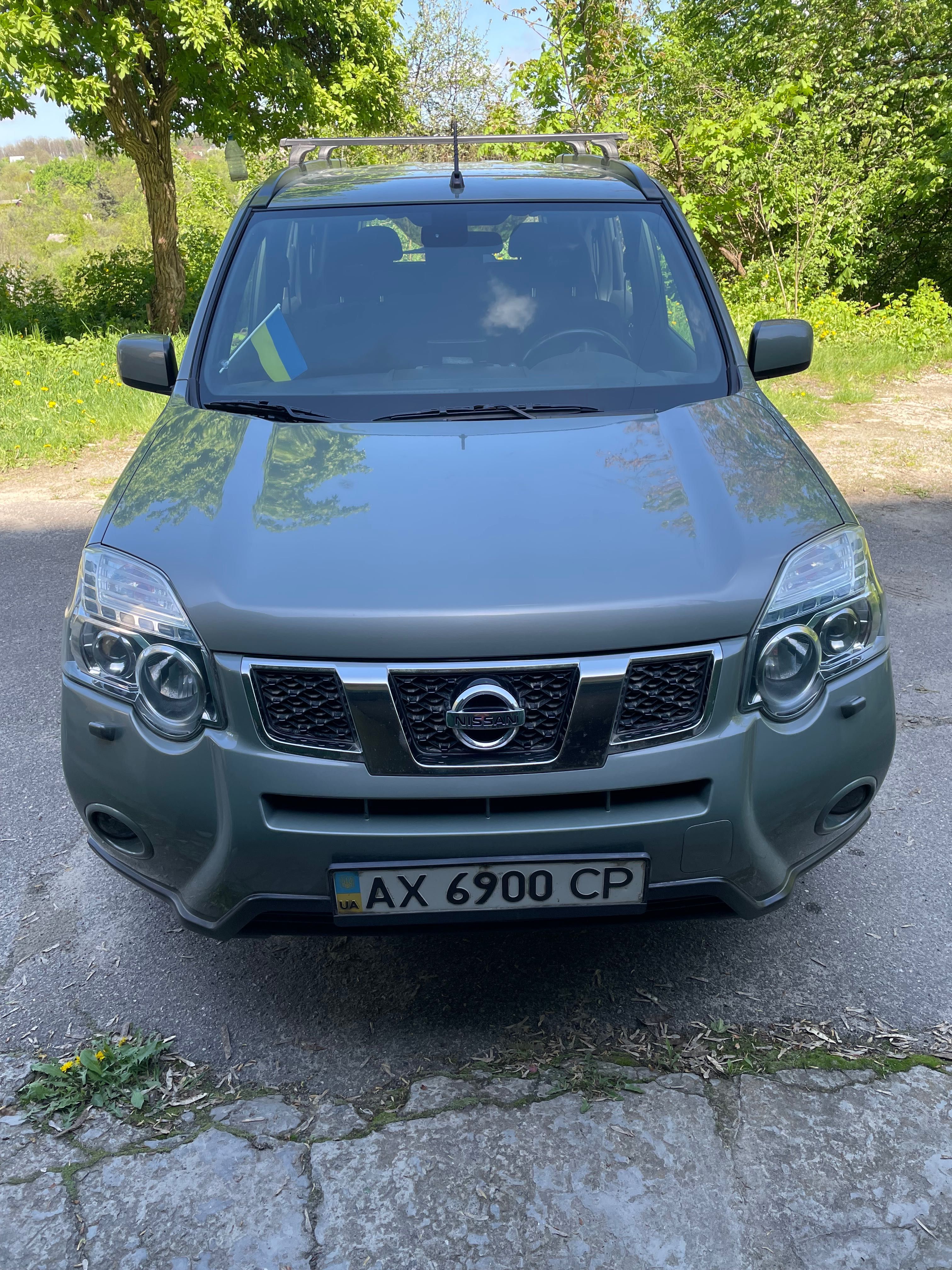 Продам Nissan x- trail 2011 г. 104000 пробег механика дизель.