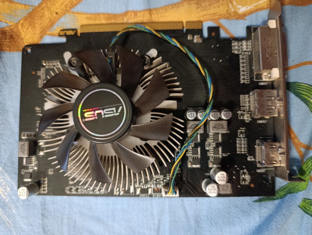 Видеокарта AMD Radeon HD 6670