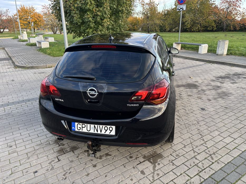 Opel Astra J 1.4T Rok w Kraju
