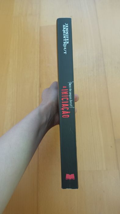 A iniciação - Jennifer Armintrout