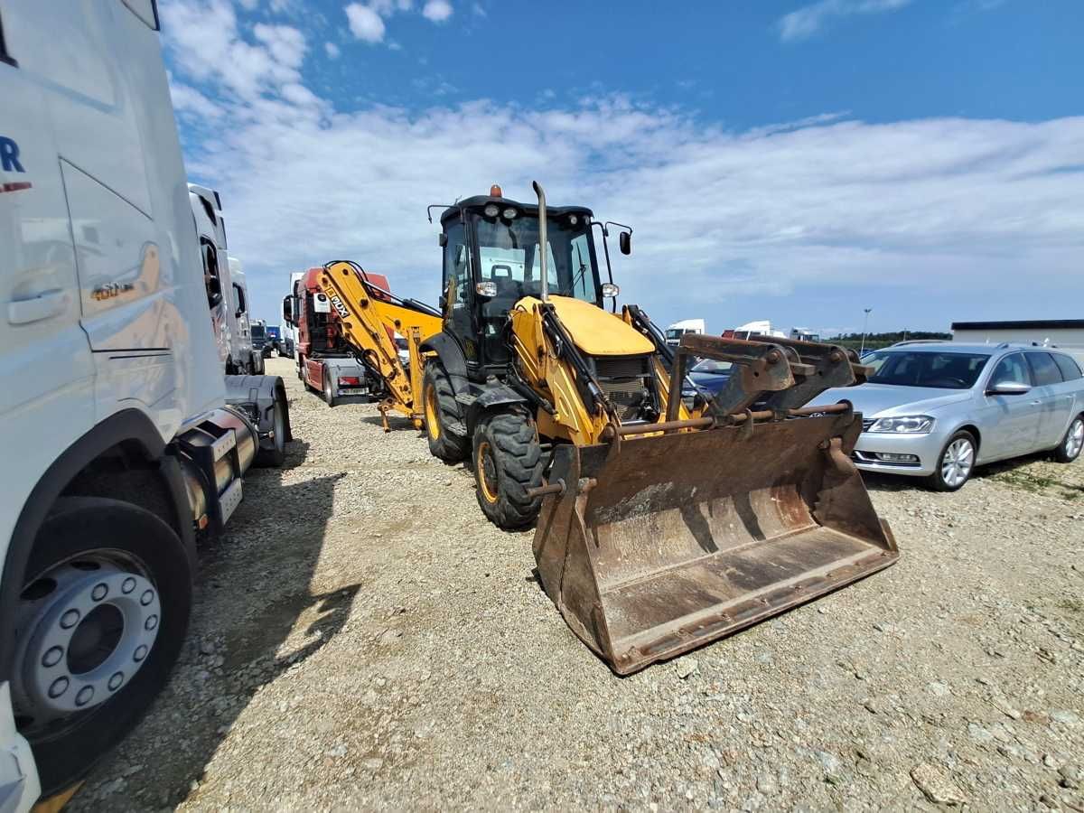 Koparko ładowarka JCB 3CX 14M4WE – 2014 – 8135 kg – poleasingowa