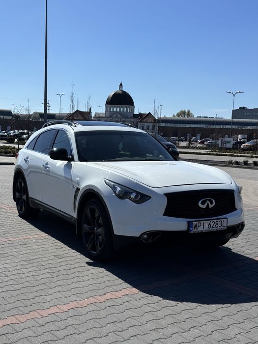 Infiniti qx70s 2017r 56 tys przebiegu
