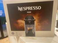 Máquina de café da Nespressi nova