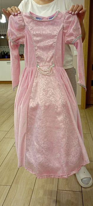 Sprzedam sukienkę księżniczki dla dziewczynki