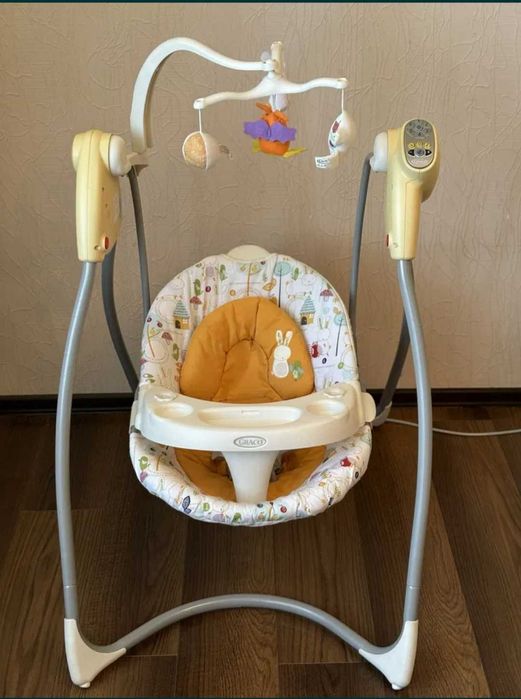Крісло-гойдалка Graco