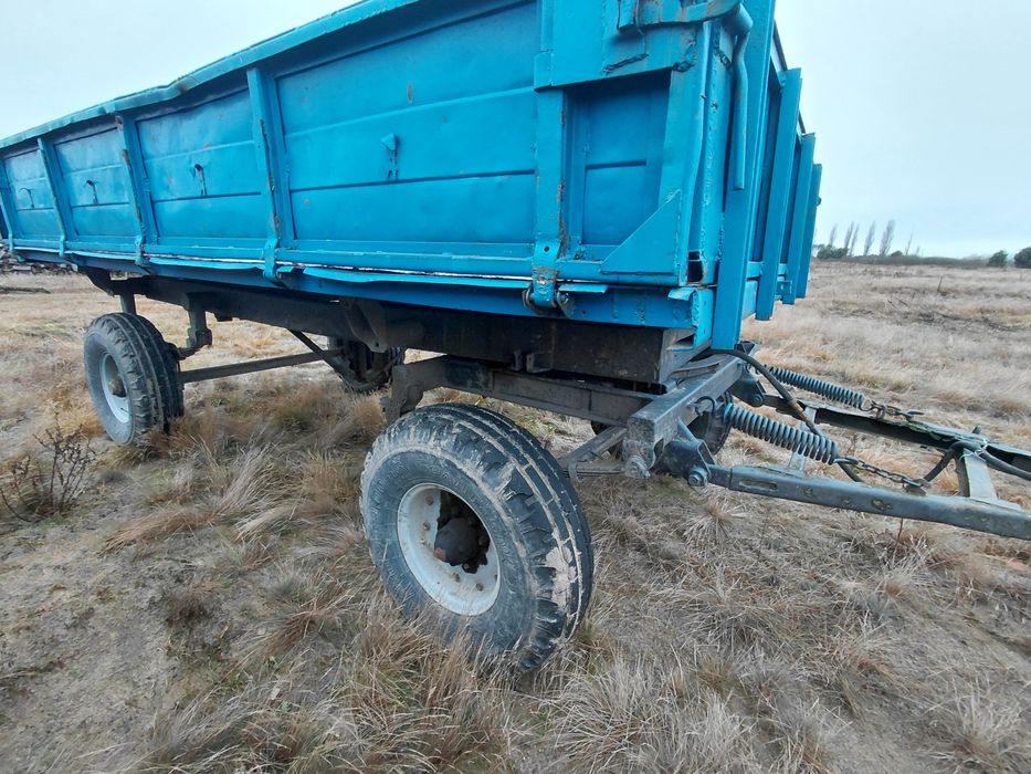 Прицеп 2 птс 4 вся нова резина