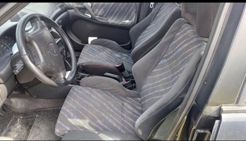 Opel astra 1.4 gasolina