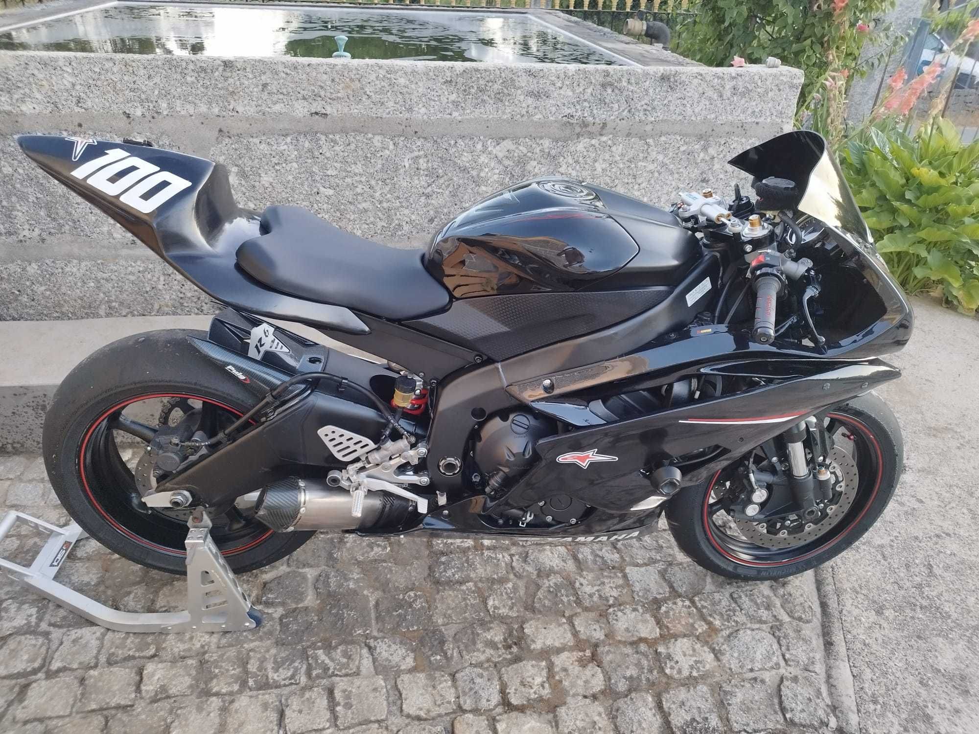 Yamaha R6 Track Days