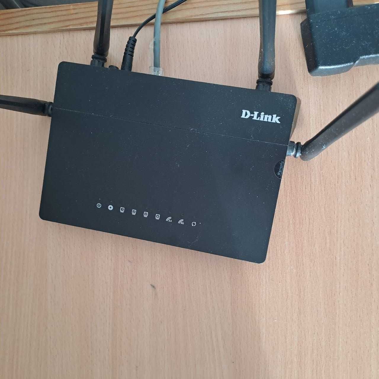 Маршрутизатор D-Link  (DIR-822)