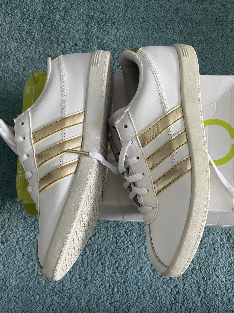 Sapatilha adidas menina