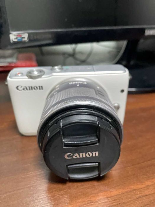 Фотоапарат Canon EOS 10M