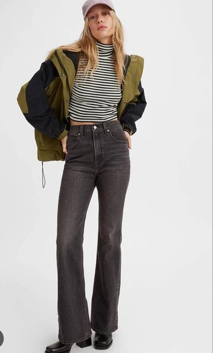 Джинси Кльош жіночі Levi`s 70's High Flare 31-32 Темно-сірі