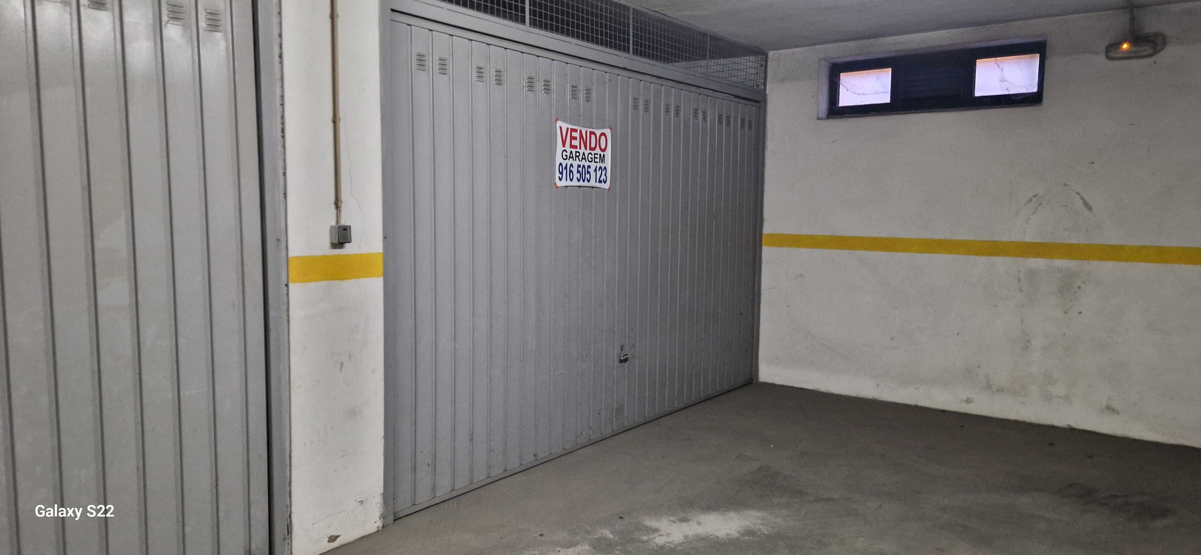 ALUGA-SE Garagem fechada - S. João Ver (Paço)