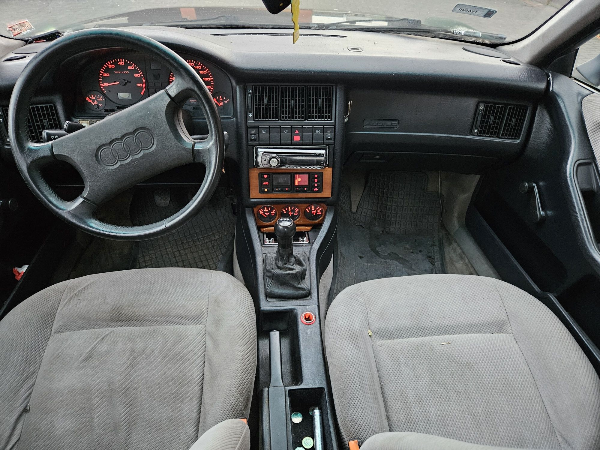 Audi 80 b4 wspomaganie klima 2.0 B 115km z potencjałem
