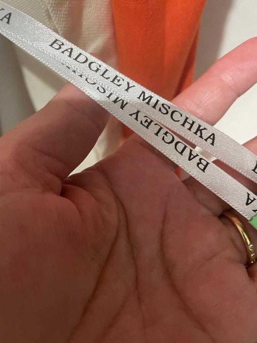 Vestido de noiva em bom estado