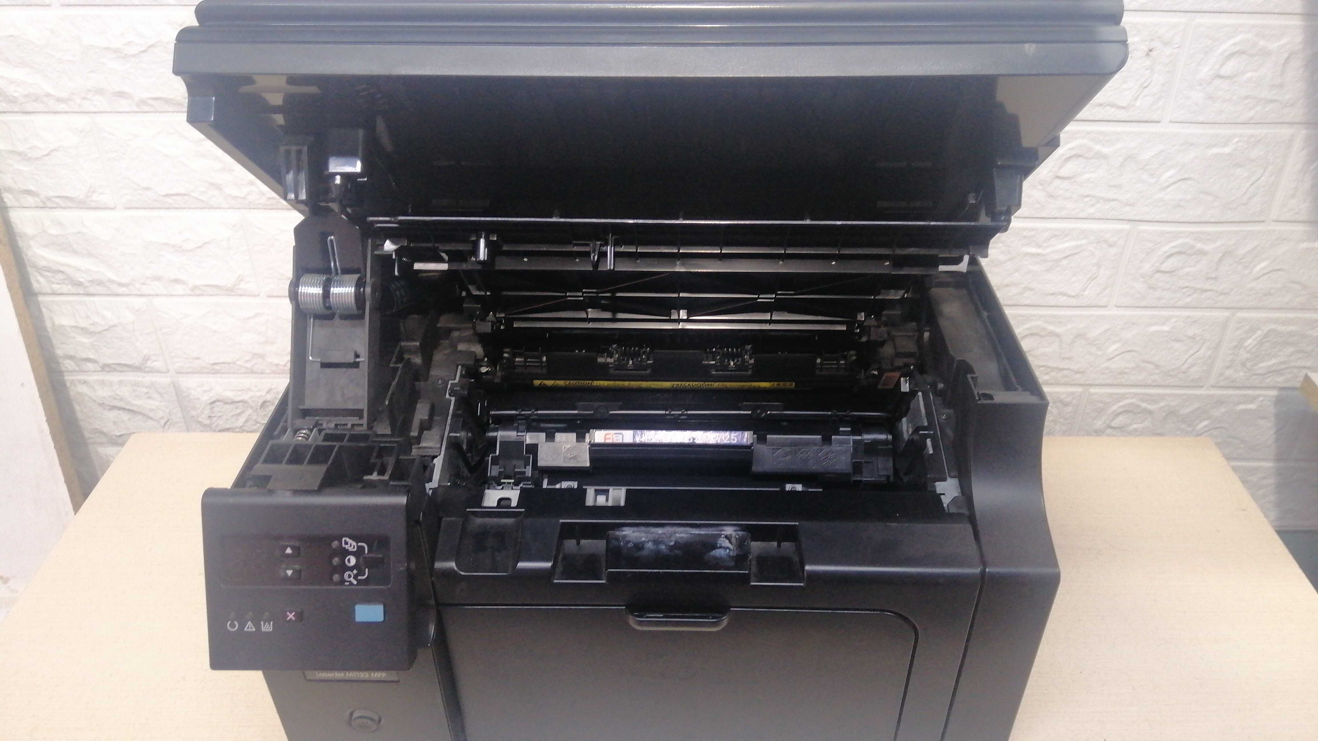 БФП HP M125 (принтер копір сканер)