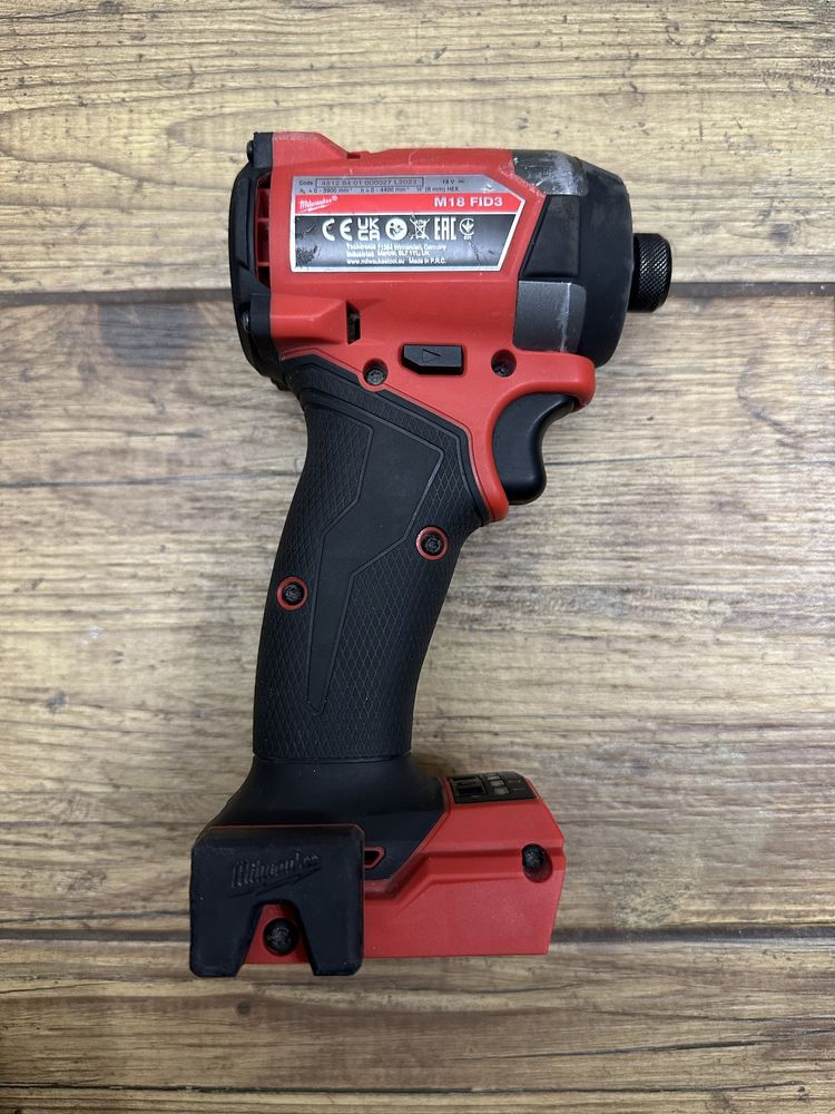 Zakrętarka udarowa Milwaukee M18 FID3 | 226Nm | 2023r.