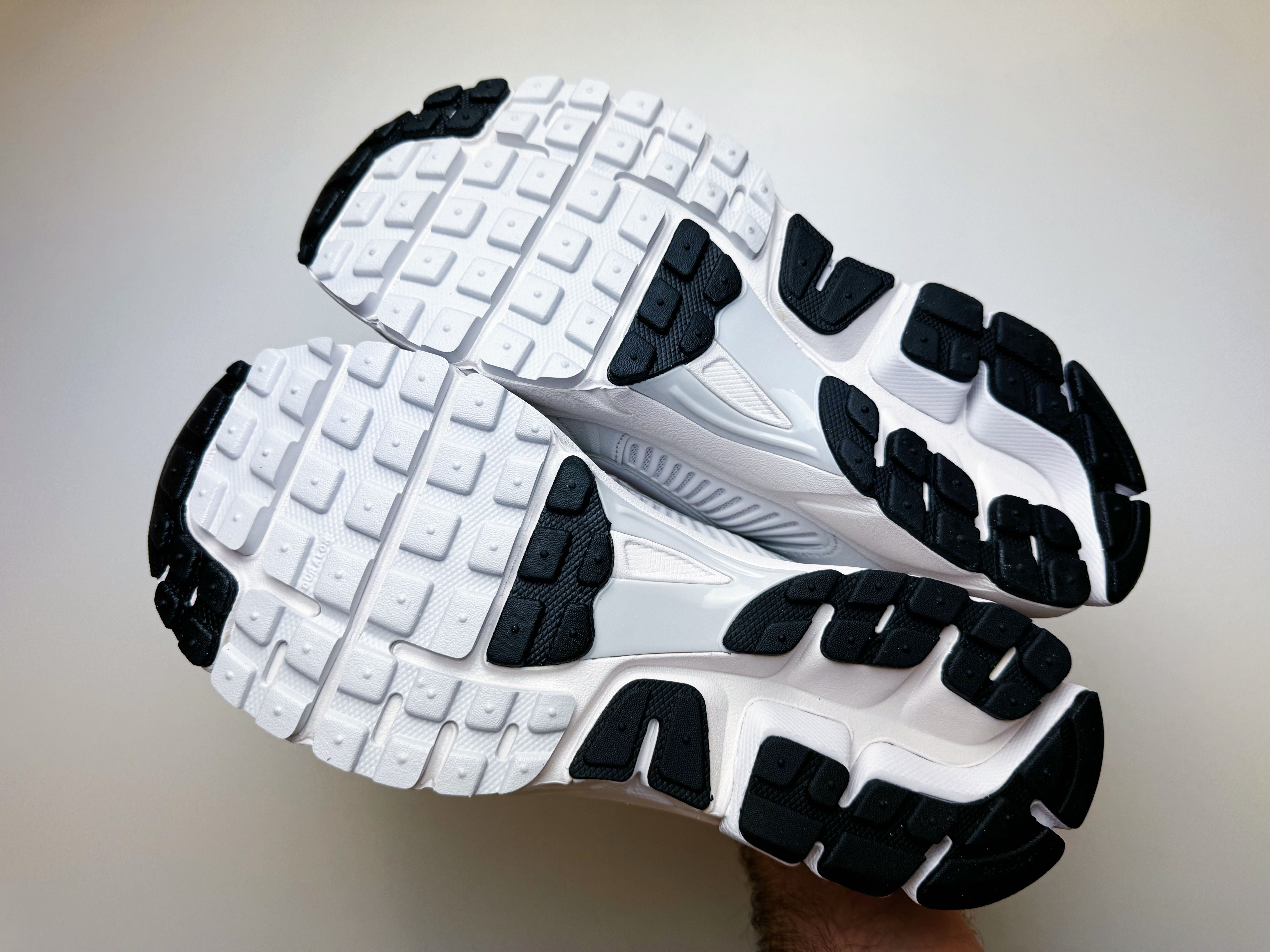 Nike Zoom Vomero 5 SP Vast Grey White 8 41 26cm pegasus