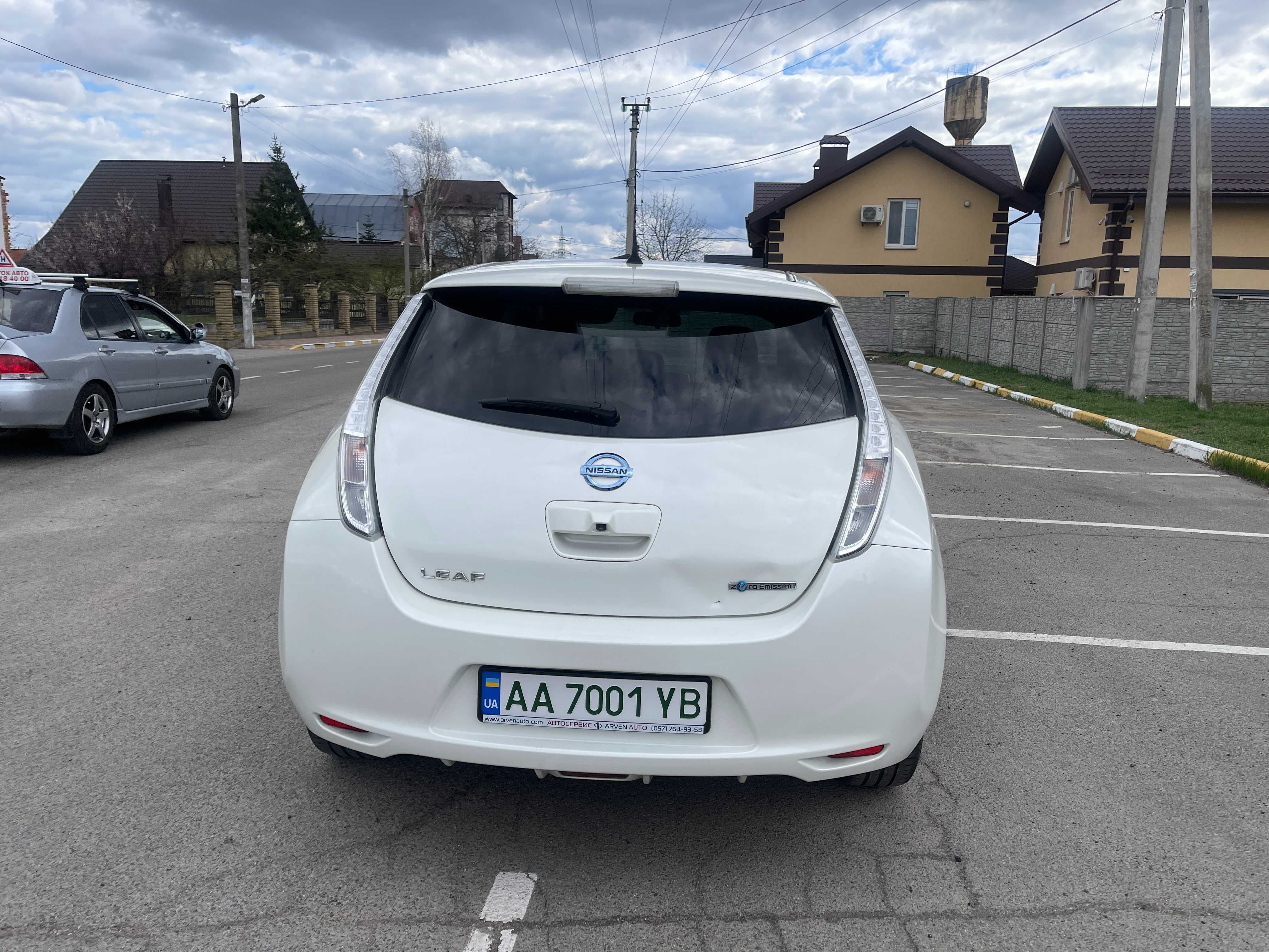 Nissan Leaf 24КВТ Власник