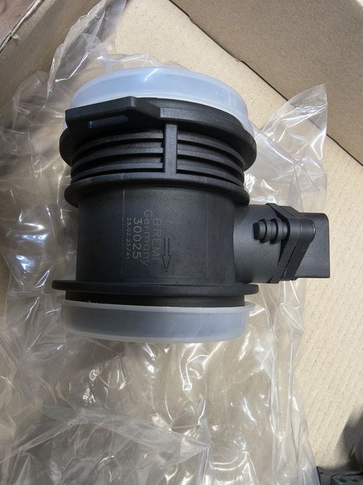 30025 Bremi Датчик потока (расхода) воздуха, расходомер M.A.F.